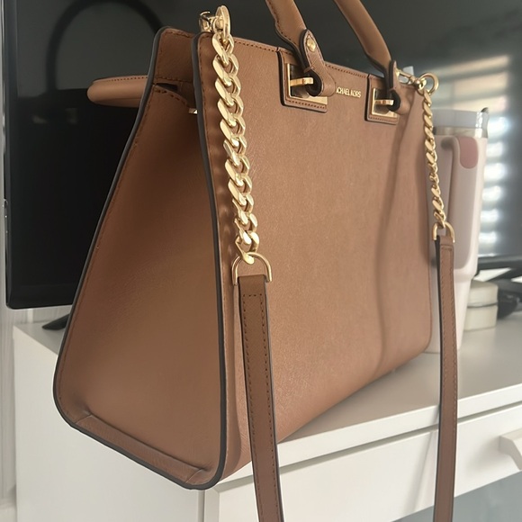 ❤️ Beautiful Large MK bag - Picture 2 of 15